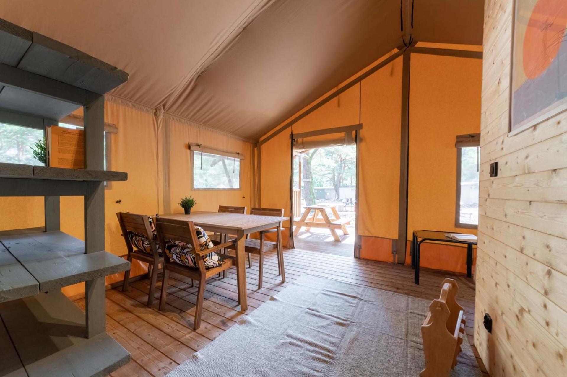 Camp Bursztynowy Las กดัญสก์ ภายนอก รูปภาพ